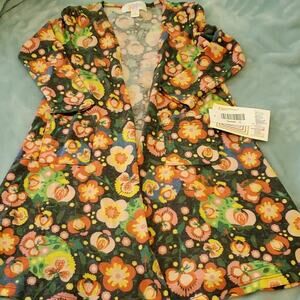 Nwt Lularoe Sariah size 2